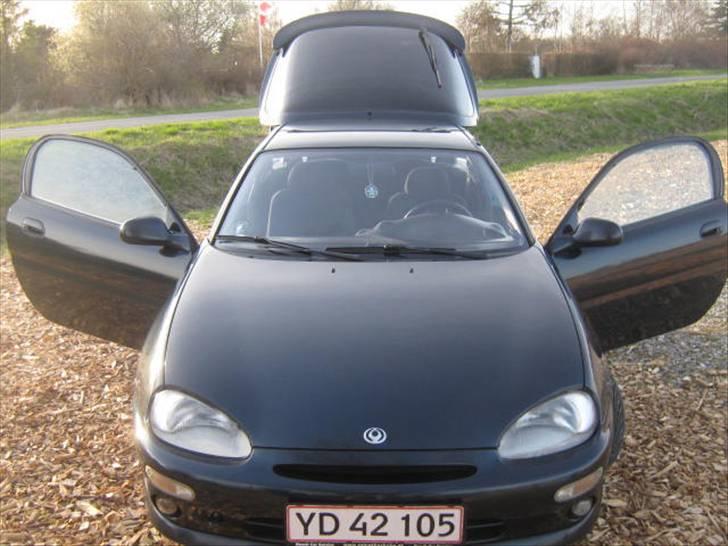 Mazda mx3 1.8 v6 - SOLGT.  billede 3