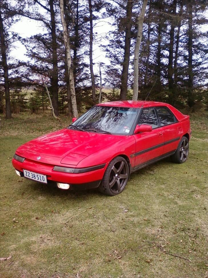 Mazda 323F  solgt billede 1