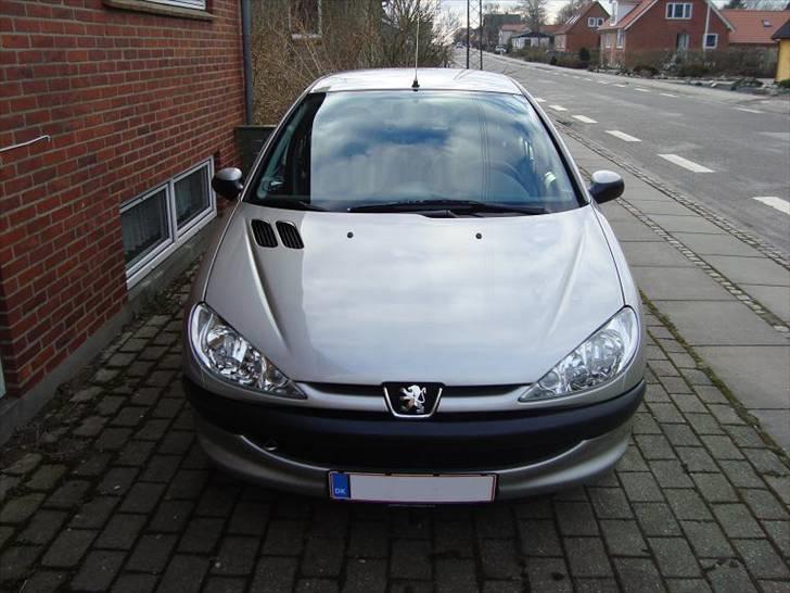 Peugeot 206 1,4 HDi SOLGT billede 7
