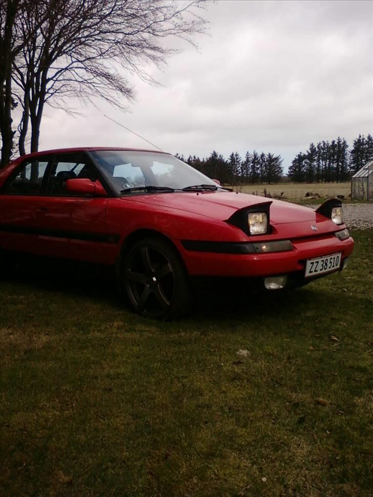 Mazda 323F  solgt billede 10