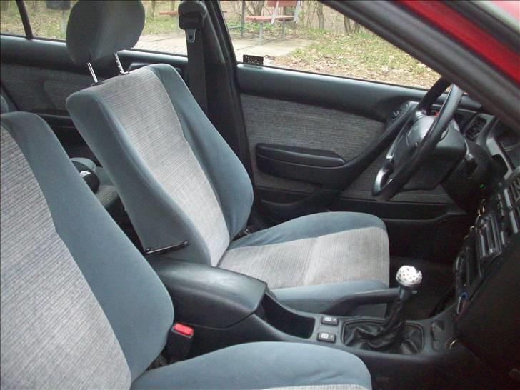 Toyota Carina E Solgt!! billede 9