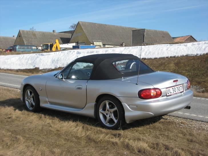 Mazda MX5  1,8i  Cabriolet   billede 2