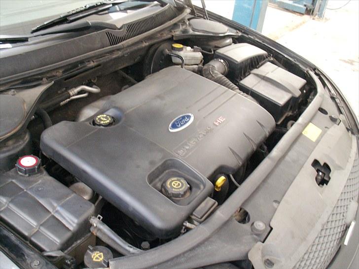 Ford Mondeo 2,0 trend (SOLGT) billede 8