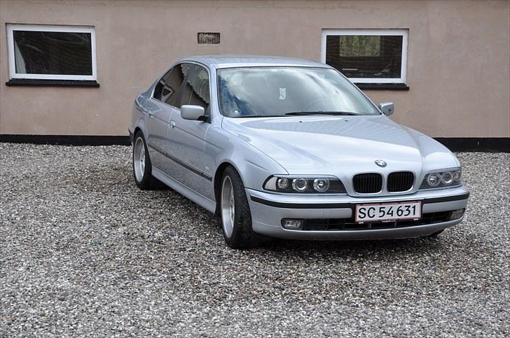 BMW 523i SOLGT!!!! billede 9