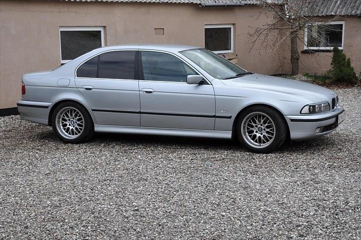BMW 523i SOLGT!!!! billede 10