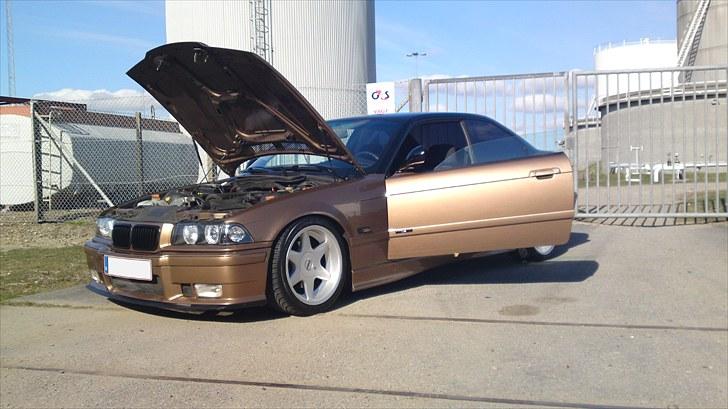 BMW 318is/320i Coupe *SOLGT* billede 11