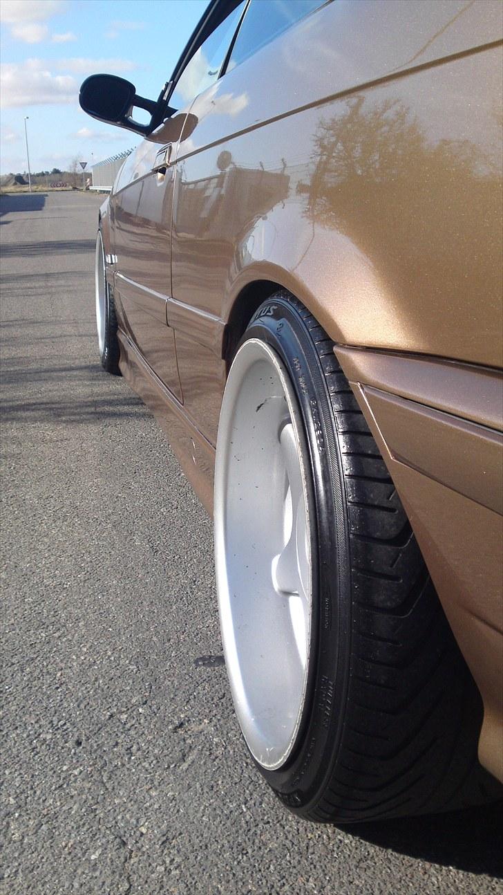 BMW 318is/320i Coupe *SOLGT* billede 12