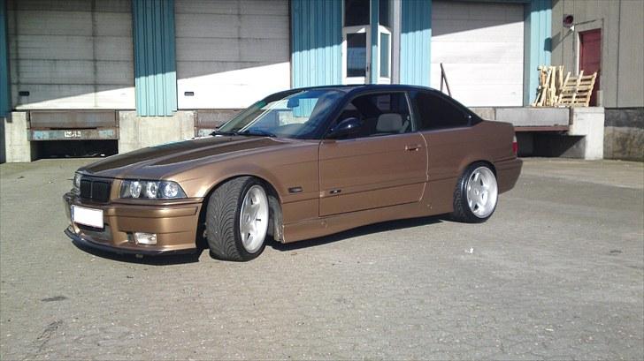 BMW 318is/320i Coupe *SOLGT* billede 13