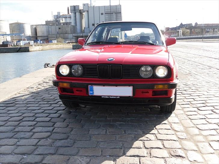 BMW e30 billede 1