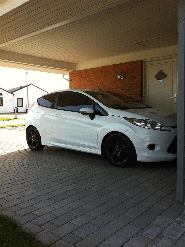 Ford Fiesta 1,6 Sport Stylet billede 2