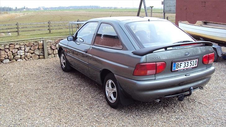 Ford Escort 1.6i CL billede 5