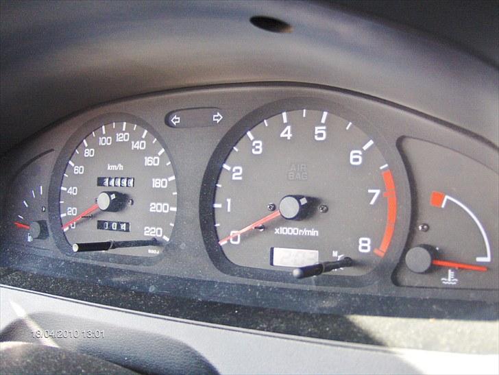 Nissan Almera $olgt billede 12