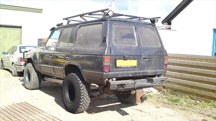 Toyota Landcruiser HJ 60 SOLGT billede 2