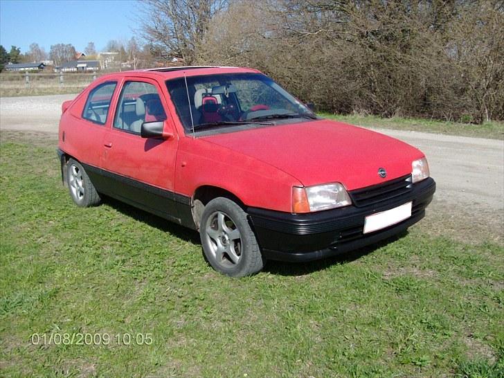 Opel Kadett E 1,4i solgt 8000 billede 2