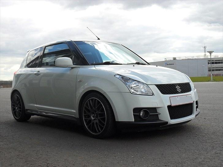 Suzuki Swift "Sport" SOLGT billede 2