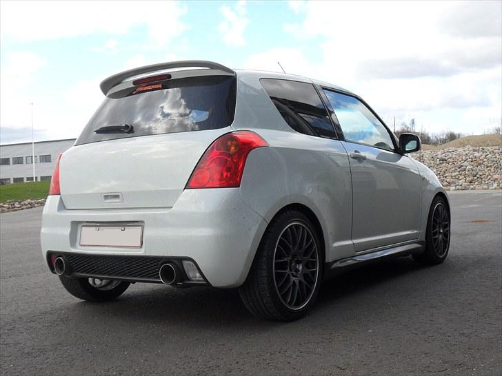 Suzuki Swift "Sport" SOLGT billede 3