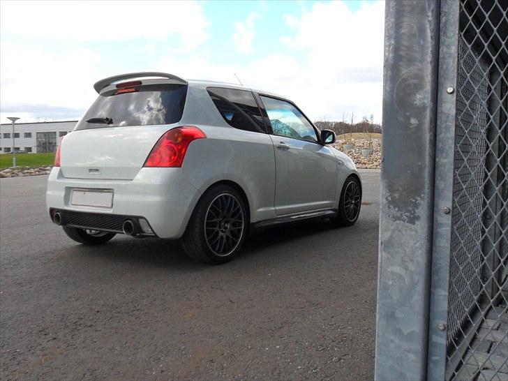 Suzuki Swift "Sport" SOLGT billede 4