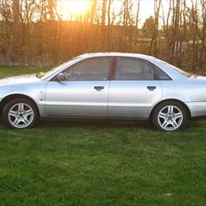 Audi A4 1,6