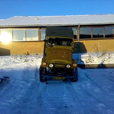 Toyota Landcruiser bj42  (Betty)