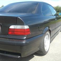 BMW e36 325i coupé - solgt