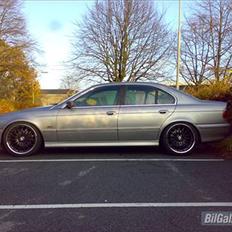 BMW 528i e39
