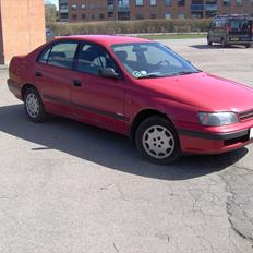 Toyota Carina E