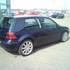 VW Golf 4 1,6 SR Solgt