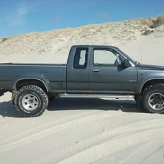 Toyota Hilux LN110(solgt)