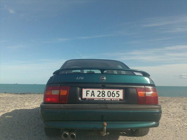 Opel Vectra 2.0 16v CDX billede 1