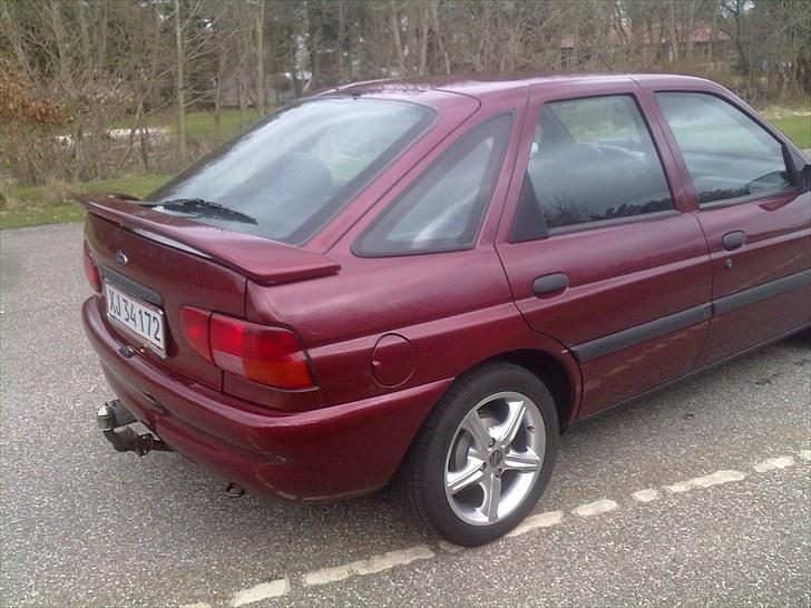 Ford Escort clx 1,6 SOLGT billede 6