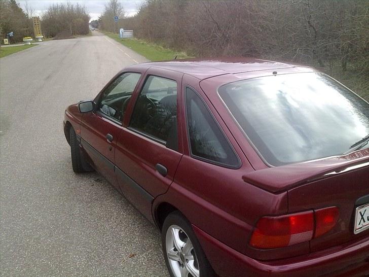 Ford Escort clx 1,6 SOLGT billede 10