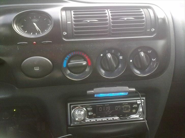 Ford Escort clx 1,6 SOLGT billede 14