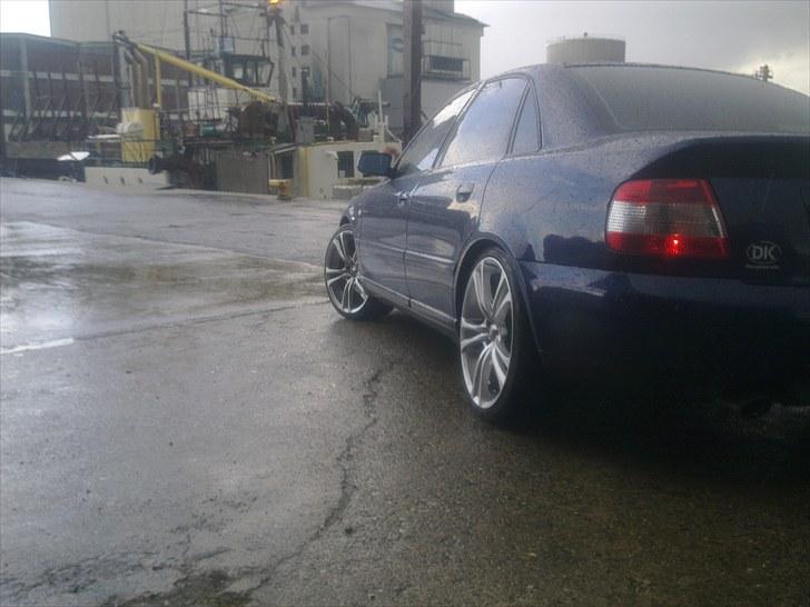 Audi A4 Limousine (solgt) billede 4