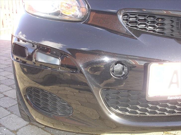 Toyota Aygo - ja tog et rådyr med 110 på vej hjem, var så heldig det var det eneste der gik i stykker, men ny kofanger er bestilt fra saw-tuning.de :p billede 16