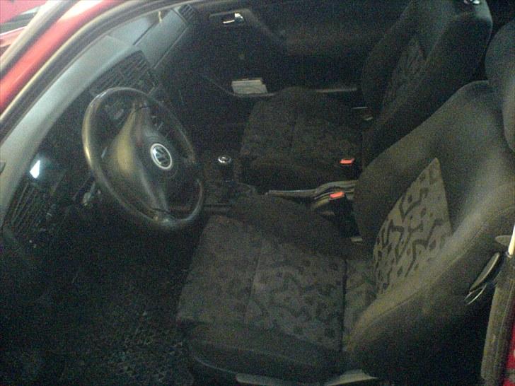 VW Golf III - Så kom golf 4 sæderne i :) billede 17
