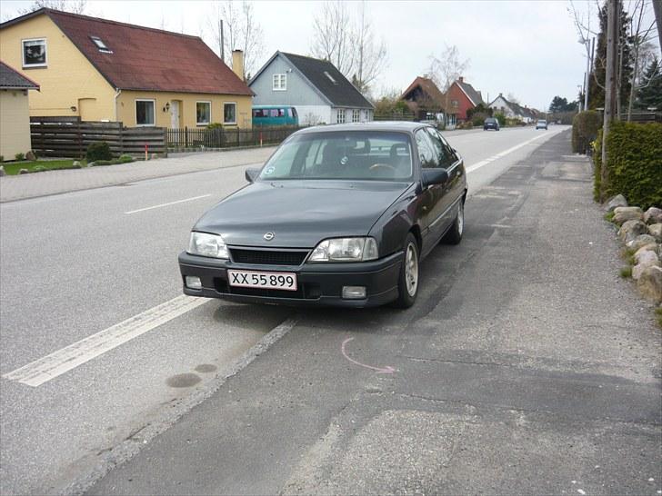 Opel omega 3000 24v billede 2