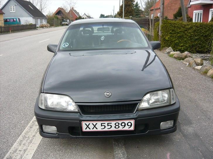 Opel omega 3000 24v billede 3