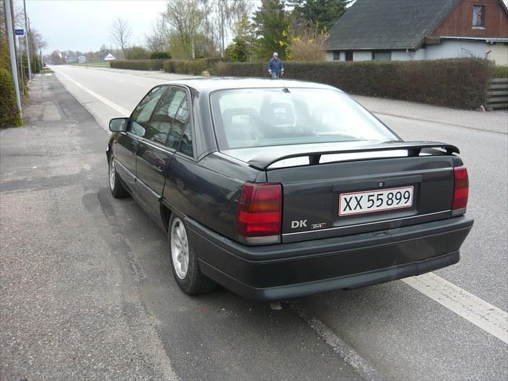 Opel omega 3000 24v billede 5