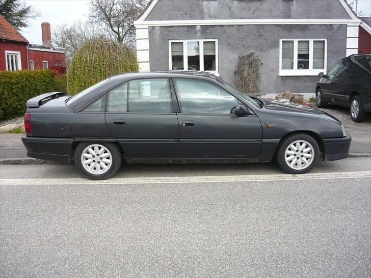 Opel omega 3000 24v billede 8