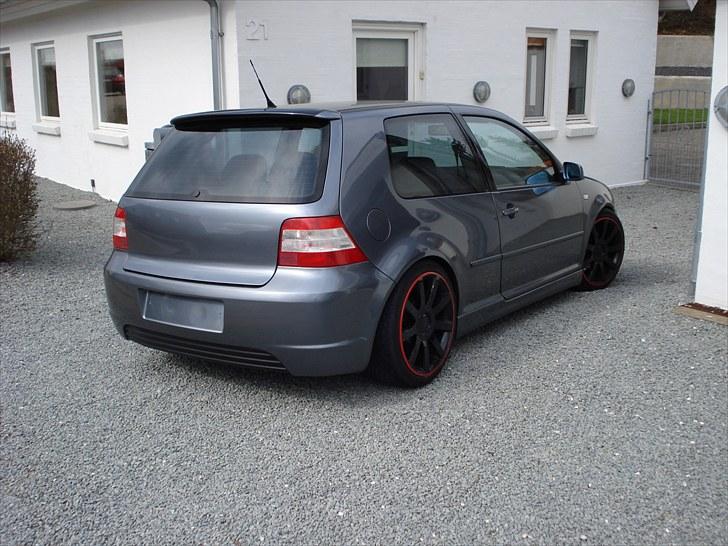 VW Golf 4 1,8 20v SOLGT! billede 4