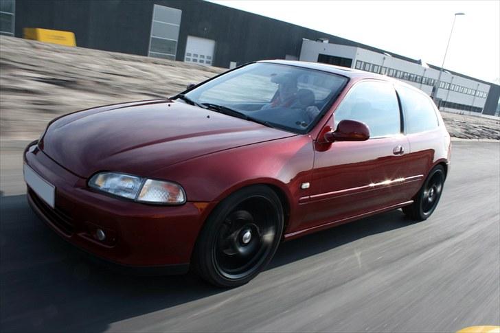 Honda Civic 1,6 VTI Solgt billede 17