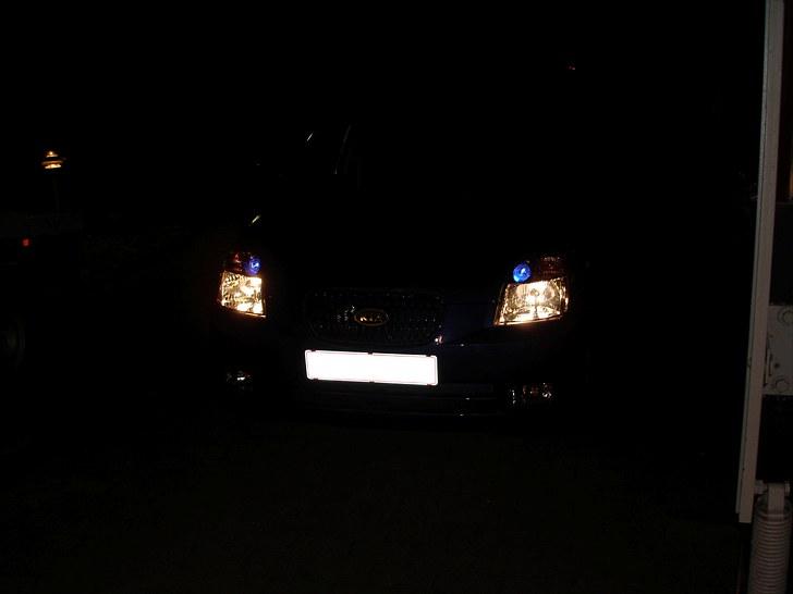 Kia Picanto 1.1 EX (Solgt) - Blå positionslygte pærer monteret billede 11