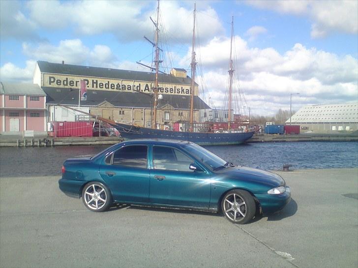 Ford Mondeo 1,8i 16V "Byttet" billede 1