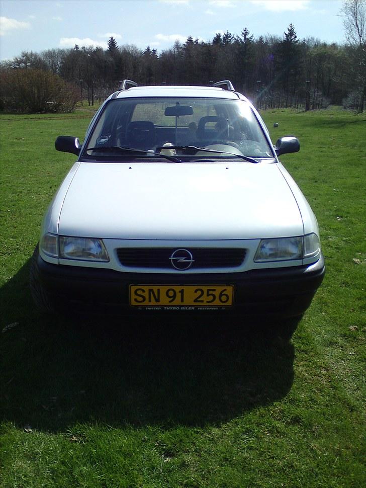 Opel Astra 1.6 ( Solgt) billede 8