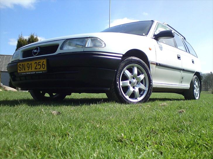 Opel Astra 1.6 ( Solgt) billede 9