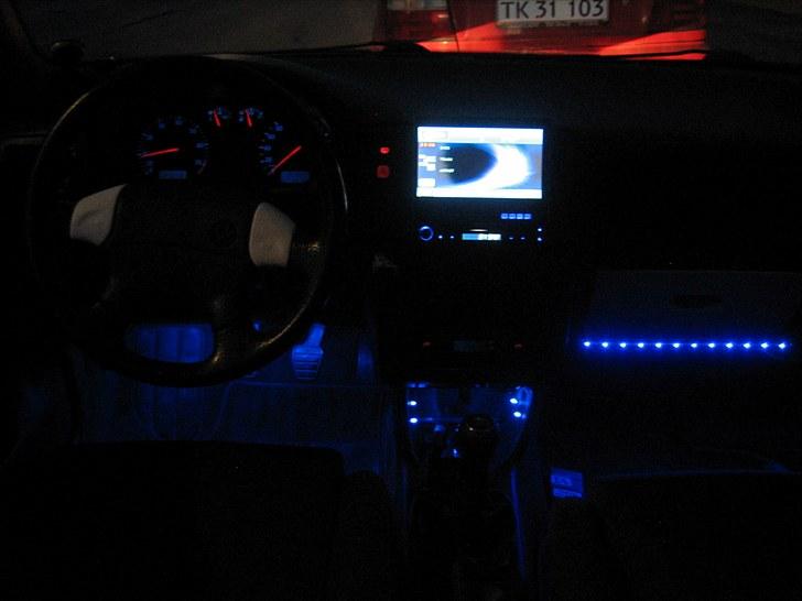 VW polo 6n GTI  (SOLGT) - dioder i bunden a bilen og hist og her. + eclipse anlæg med gps 7"flip skærm osv. billede 16