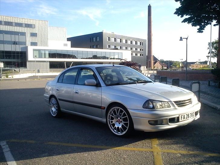 Toyota Avensis - sol - T22 billede 3