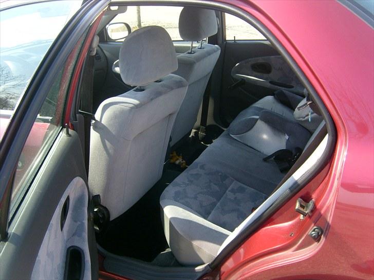 Mitsubishi Carisma billede 8