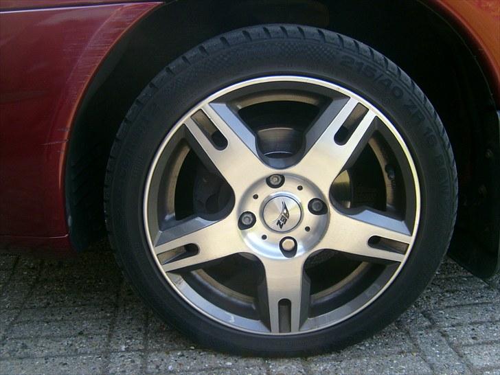 Mitsubishi Carisma billede 10