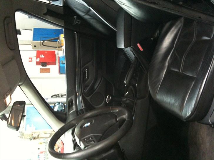 BMW 523I e39 * SOLGT * billede 4